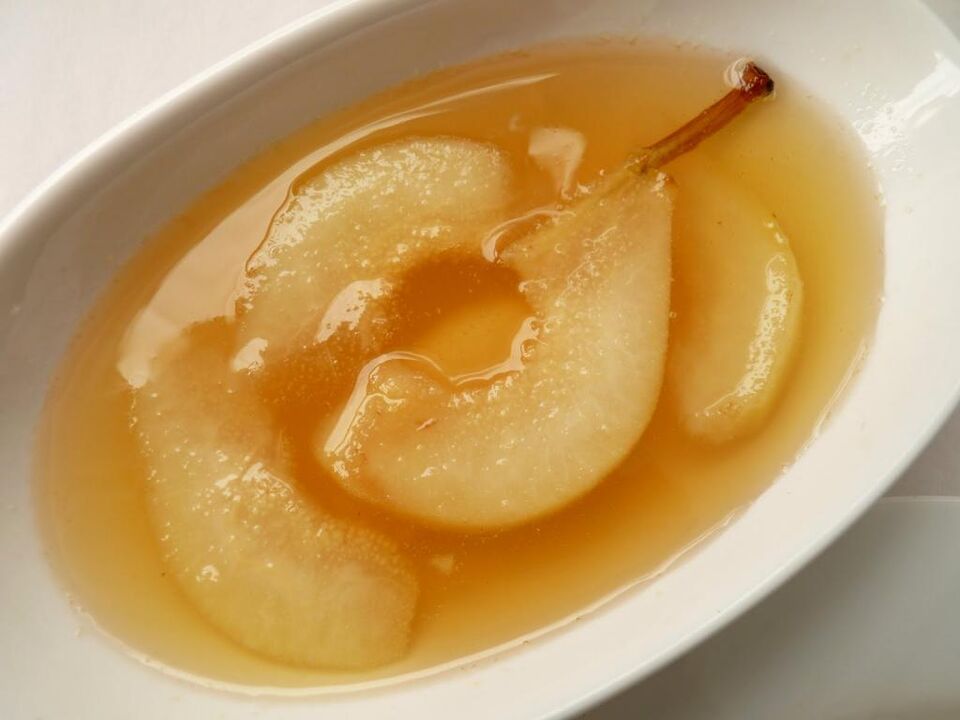 È utile per i pazienti con prostatite includere la composta di pere nella dieta